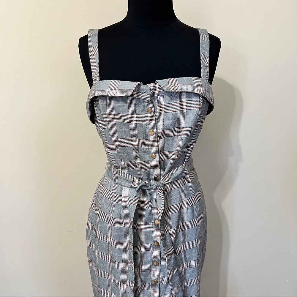 Forever 21 Gray Buttoned Ruffled Midi Dress - Picture 2 of 9